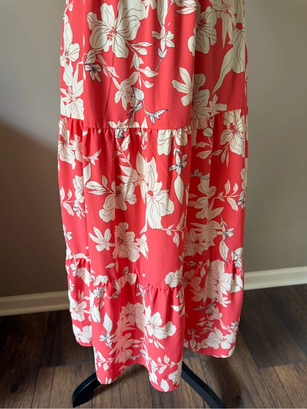 Social Standard By Sanctuary Floral Tiered Maxi Dress in Coral & Ivory Small